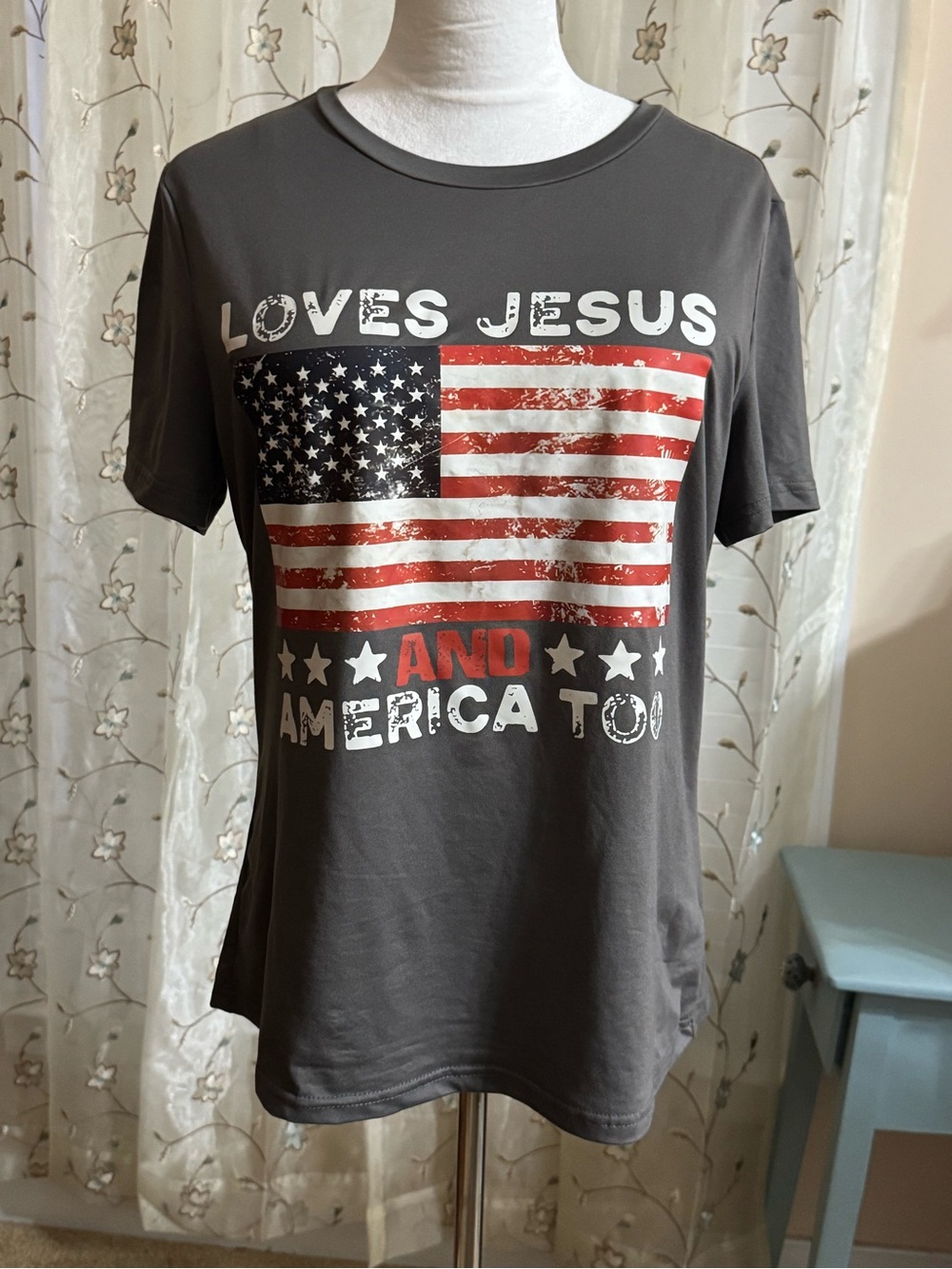 SHEIN Charcoal Grey Crewneck Tee with a pic of the American flag. “Loves Jesus “